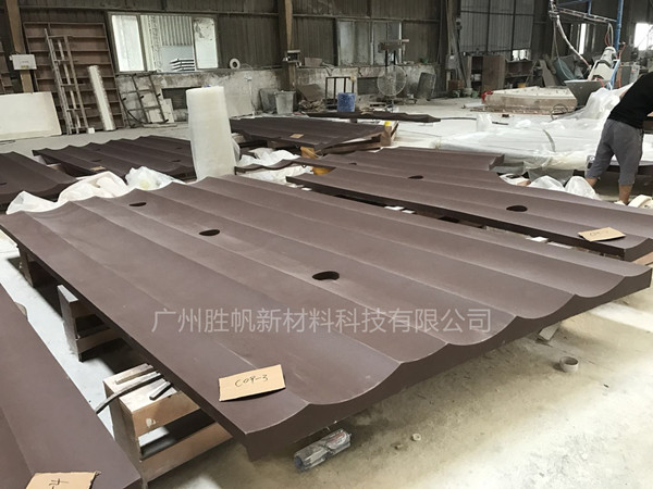 1-23110310152YI.jpg